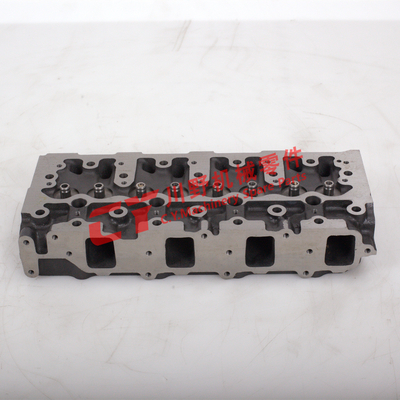 PC55 4TNV84 4TNV88 4D88 Diesel Cylinder Head With 4 Valve
